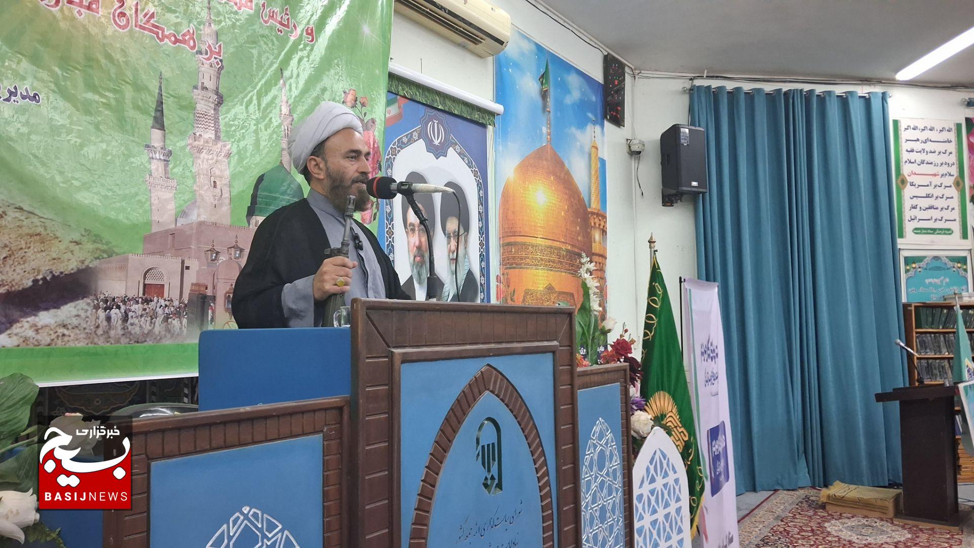 وحدت، اکسیر نجات‌بخش جهان اسلام در برابر استکبار است