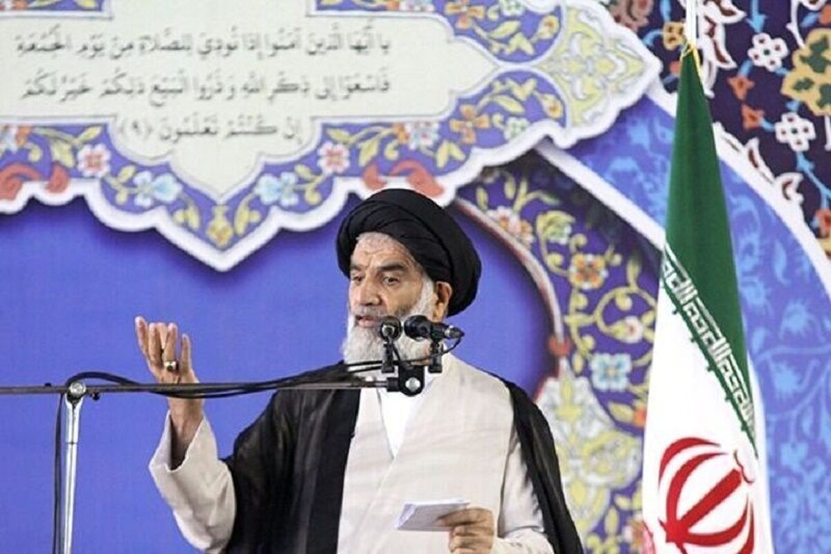 امام جمعه اهواز: حضور مردم در صحنه پاسخی کوبنده به توطئه‌های دشمن است
