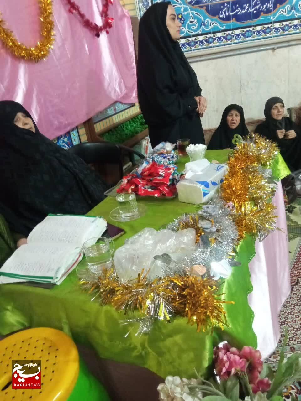 یادواره شهدا خیابان پیروزی به همت بسیج خواهران ناحیه شهید محلاتی برگزار شد یادواره شهدا خیابان پیروزی به همت بسیج خواهران ناحیه شهید محلاتی برگزار شد