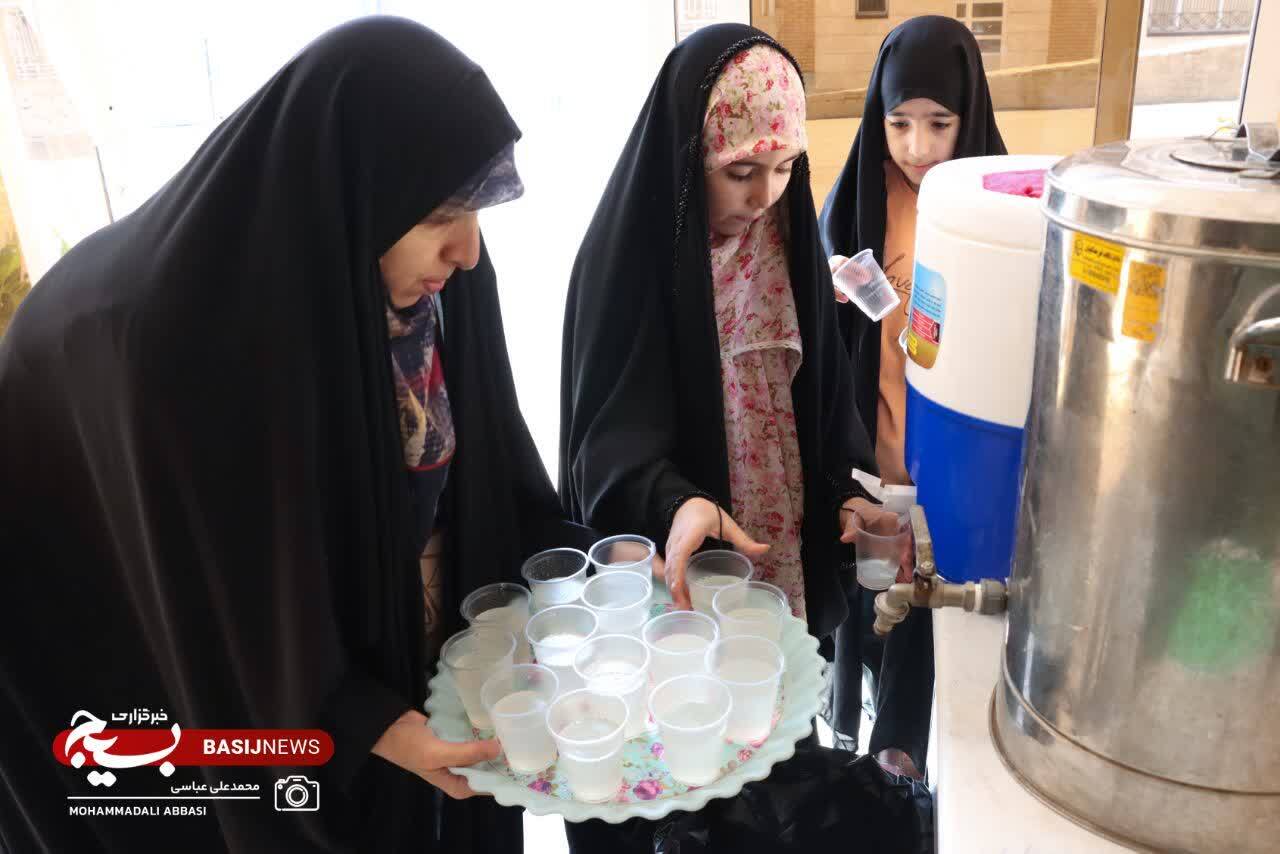 همایش زیست عفیفانه و سبک زندگی ایرانی ـ اسلامی در اراک برگزار شد همایش زیست عفیفانه و سبک زندگی ایرانی ـ اسلامی در اراک برگزار شد