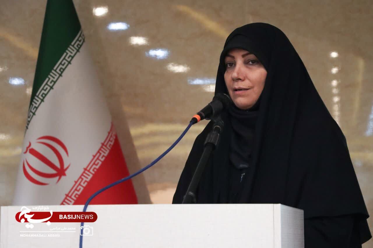 همایش زیست عفیفانه و سبک زندگی ایرانی ـ اسلامی در اراک برگزار شد همایش زیست عفیفانه و سبک زندگی ایرانی ـ اسلامی در اراک برگزار شد