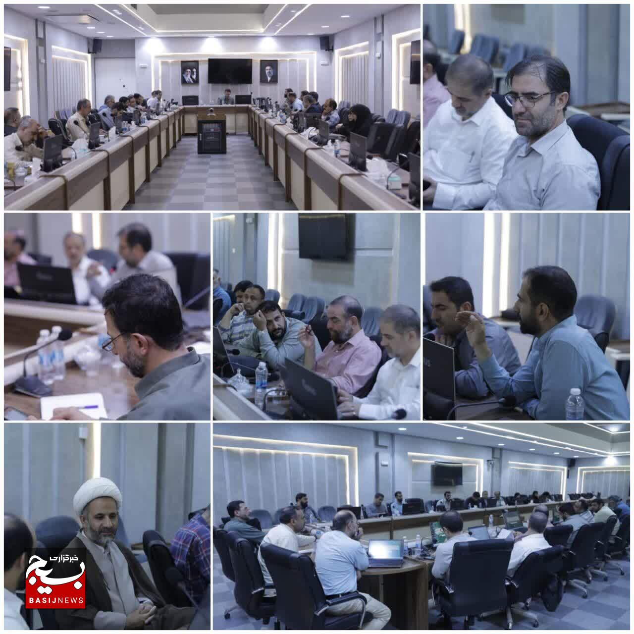 در نشست هماندیشی و کارگاه آموزشی معاونین فرهنگی سازمانهای بسیج اقشاری در اردوگاه الزهرا(س) مطرح شد: تمرکز بر کیفیسازی و تحول در برنامههای کلان فرهنگی در نشست هماندیشی و کارگاه آموزشی معاونین فرهنگی سازمانهای بسیج اقشاری در اردوگاه الزهرا(س) مطرح شد: تمرکز بر کیفیسازی و تحول در برنامههای کلان فرهنگی