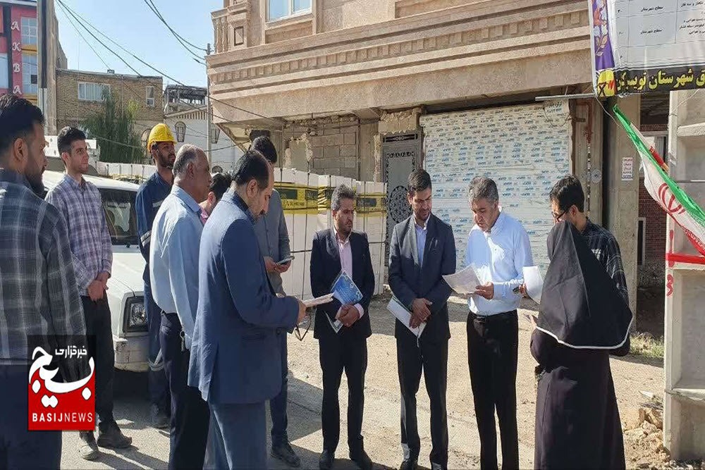 افتتاح ۸ پروژه برق رسانی در تویسرکان با اعتبار بیش از ۶۰۰ میلیارد ریال افتتاح ۸ پروژه برق رسانی در تویسرکان با اعتبار بیش از ۶۰۰ میلیارد ریال