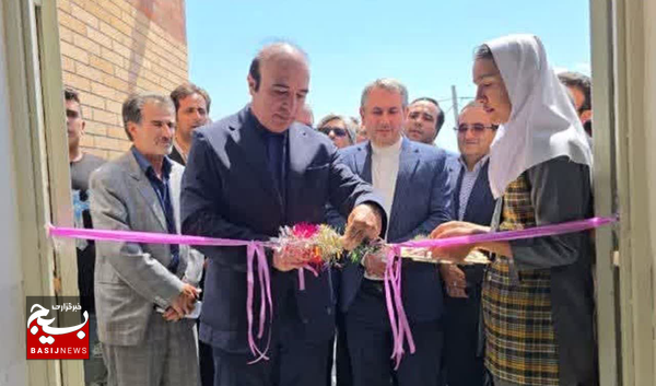 افتتاح و کلنگزنی ۶۰ طرح عمرانی و اقتصادی در شهرستان نیر افتتاح و کلنگزنی ۶۰ طرح عمرانی و اقتصادی در شهرستان نیر