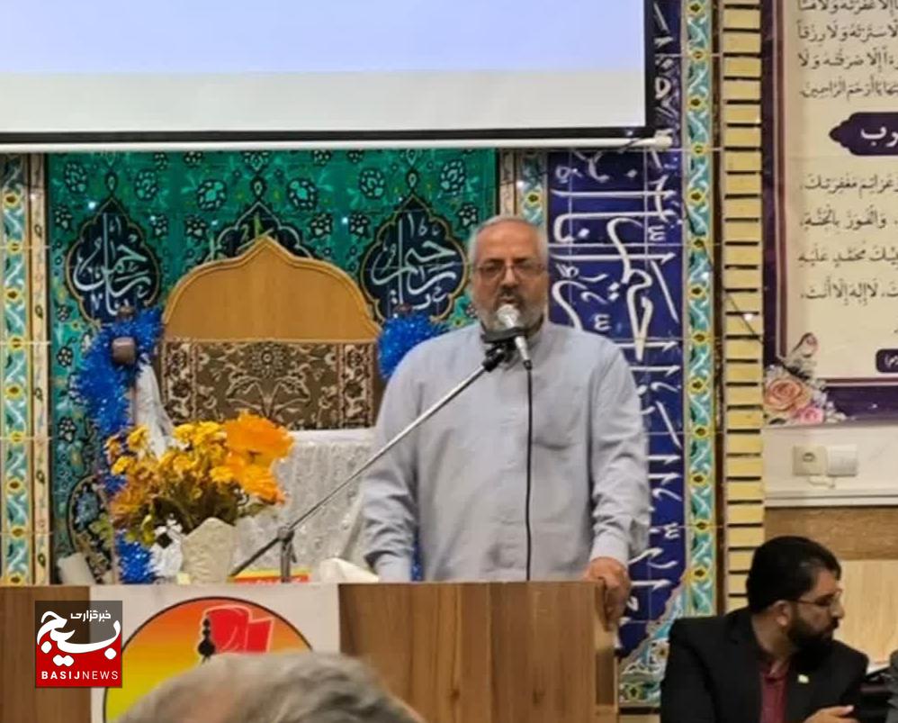 پذیرایی روزانه ۳۰۰۰ زائر در موکب امام رضا(ع) گناباد