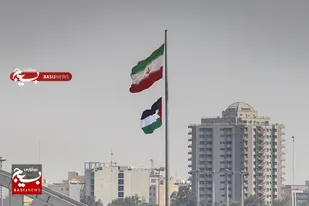 پرچم فلسطین و ایران در اهواز برافراشته شد