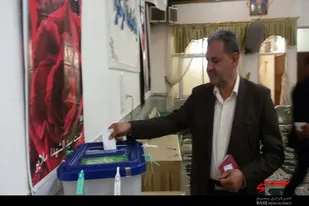 اخذ ۱۰هزار رأی تاکنون در ملایر/۲۱۰هزار نفر در ملایر واجد شرایط رأی دادن هستند