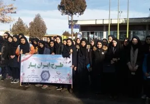 بازدید دانش آموزان زنجانی از شرکت پارس سویچ و شرکت ایران ترانسفو