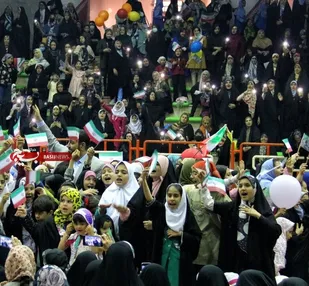 برپایی جشن دختران نور در کرمانشاه