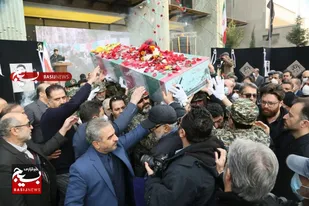مراسم وداع با پیکر یک شهید گمنام به همت پایگاه بسیج شرکت انتقال گاز ایران