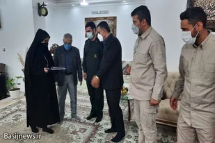 دیدار با خانواده شهید لشکری در زاهدان