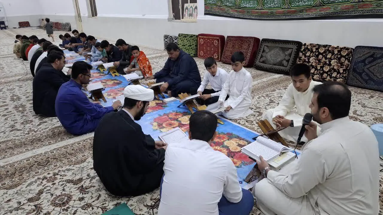 محفل انس با قرآن در محلات رامشیر/طرحی برای پیوند آسمانی هر شب، یک جزء