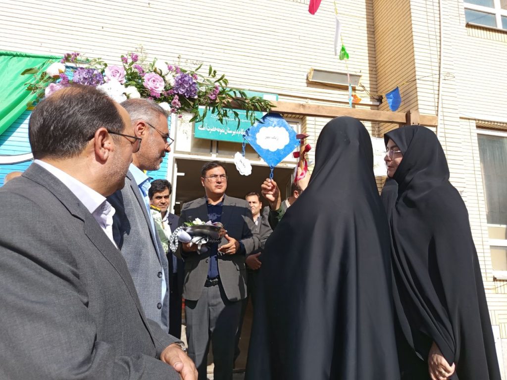 زنگ مهر در مهولات با تأکید بر عدالت و کیفیت آموزش نواخته شد زنگ مهر در مهولات با تأکید بر عدالت و کیفیت آموزش نواخته شد