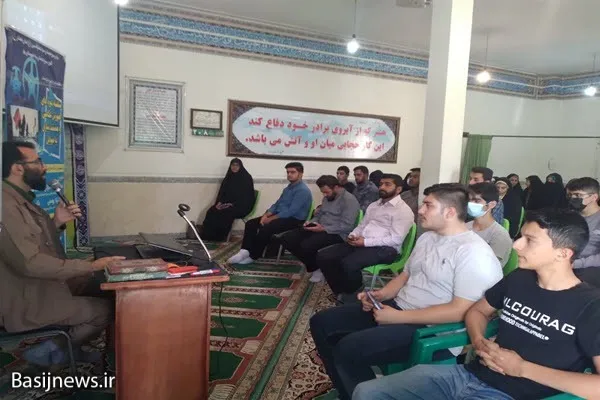 اکنون جنگ، جنگ اعتقادی است و دشمن بر اعتقادات و تفکر افراد کار می‌کند