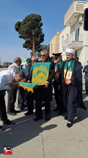 استقبال شهروندان شاهرودی از خادمان حرم رضوی؛ توقف &laquo;زیر سایه خورشید&raquo; در میانه مسیر عشق