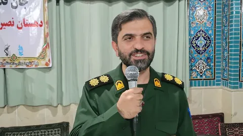 هر بسیجی آگاه، توطئه دشمن را خنثی می‌کند