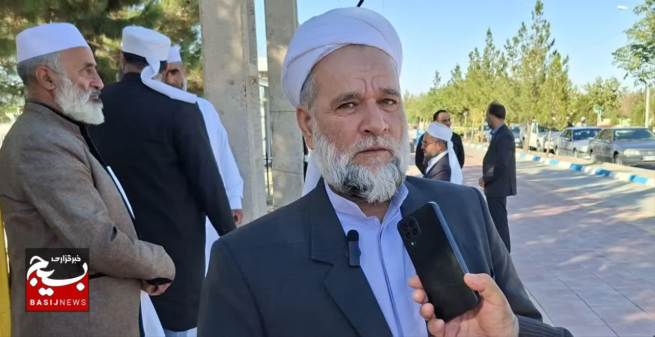 تشرف کاروان اهل‌سنت تربت‌جام به پابوسی خورشید هشتم در قاب دوربین بسیج