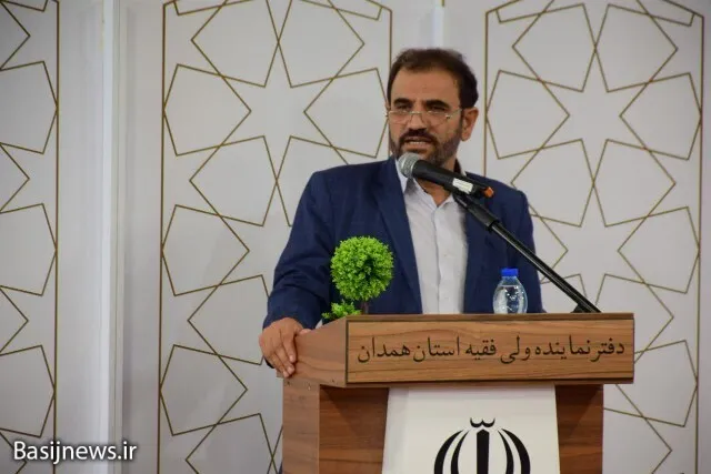 شهید چمران الگوی استاد در تراز انقلاب اسلامی است