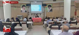 محفل انس و الفت پیشکسوتان ناحیه مقاومت برگزاری محفل انس و الفت پیشکسوتان سپاه ناحیه خرم&zwnj;آباد
