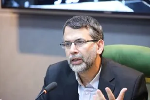 دشمن در تلاش برای نفرت افکنی در جامعه/تبدیل به مهره دشمن نشویم