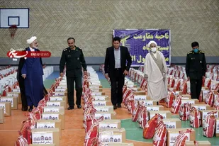 توزیع ۱۰۰ بسته معیشتی توسط گروه جهادی ناطق احمدی در شمال غرب شیراز