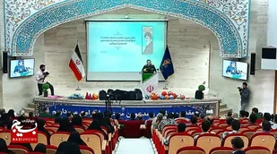 فاز جدید پروژه&zwnj;های محرومیت&zwnj;زدایی سپاه در مشهد به بهره&zwnj;برداری رسید/ توزیع 15 هزار سبد لوازم&zwnj;التحریر ویژه دانش&zwnj;آموزان کم&zwnj;برخوردار