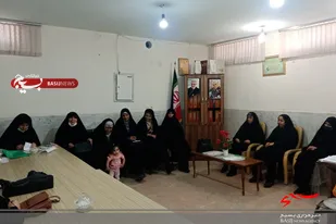 نشست هم اندیشی استادیار صالحین دامغان با فرماندهان حوزه ریحانه النبی (س) شهرستان برگزار شد&nbsp;