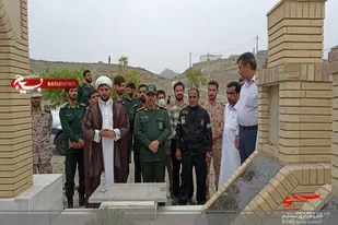 غبارروبی مزار شهدا دراولین روزکاری فرمانده جدید ناحیه نیکشهر