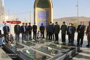تجدید میثاق هنرمندان با شهدای گمنام در شهرکرد