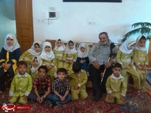 دیدار حلقه&zwnj; صالحین نونهالان شهید همدانی با خانواده جانباز شیرزادی