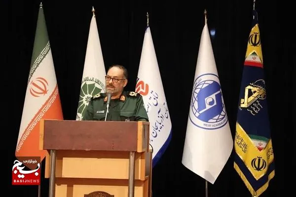 دشمنان از شناخت ملت ایران ناتوان هستند