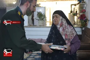 دیدار مسئولان شهرستان شاهرود با خانواده شهدا+ تصاویر