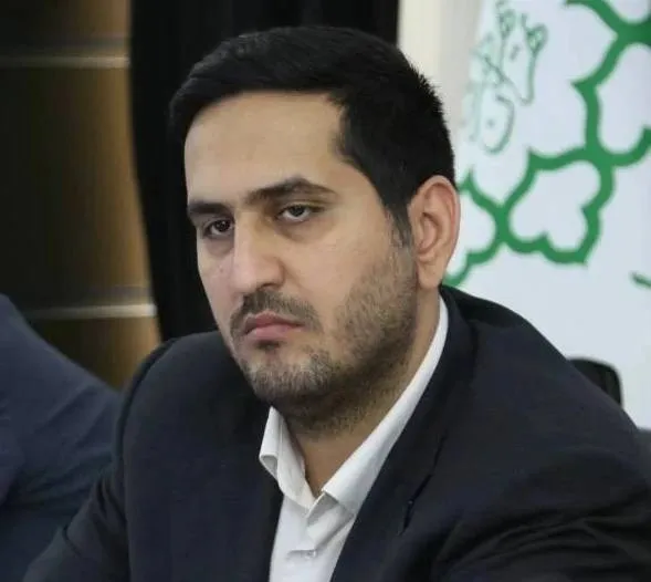 سرپناه ایستگاه‌های اتوبوس منطقه 10 مقاوم‌سازی شد