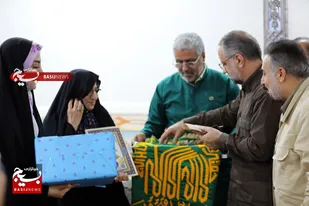 به وعده عمل شد؛ فرمانده مرکز بسیج وزارت نفت در آبادان با خانواده شهید &ldquo;مرتضی دهکردیان&rdquo;، تصویربردار شهید دفاع مقدس، دیدار کرد
