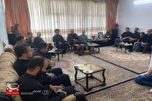 دیدار جمعی از مسئولین شهرستان ملایر با خانواده شهید سلطانی فرد