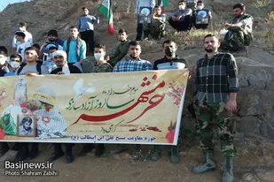 صعود بسیجیان ملایری به ارتفاعات گرمه به مناسبت سالروز آزادسازی خرمشهر
