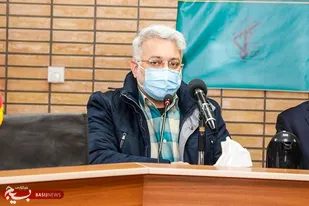 جذب افراد به بسیج، بدون نگاه سیاسی انجام شود