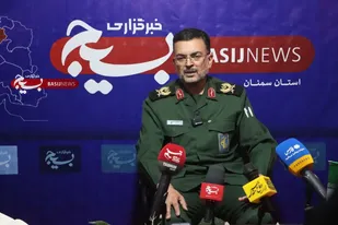 اصحاب رسانه افسران جنگ نرم هستند / رسانه&zwnj;ها پیشگام جهاد تبیین