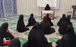نشست تخصصی عفاف و حجاب در میرجاوه برگزار شد