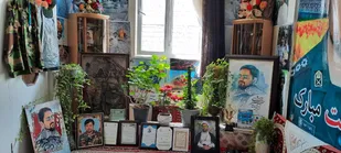 دیدار حجت الاسلام مهدی جو و جمعی از بسیجیان حوزه بنت الهدی با خانواده شهید شیری