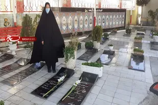 برگزاری مراسم غبارروبی و عطرافشانی مزار شهدا گمنام توسط حوزه کوثر ناحیه زاهدان