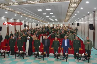 برگزاری جشن میلاد امام حسین (ع) و تجلیل از پاسداران نمونه در سپاه فتح + ( تصاویر)