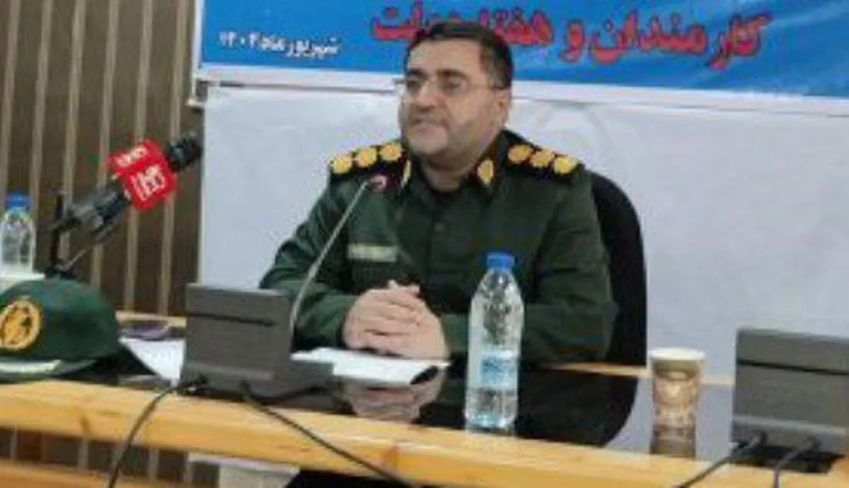 بسیج ادارات و کارمندان سپاه لرستان ۱۲۰ میز خدمت جهادی برپا کرد و بیش از ۲ هزار خدمت مستقیم به مردم ارائه داد