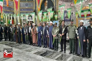 غبارروبی و عطرافشانی مزار مطهر شهدای آستان شاهزاده محمد و علی (ع) نهاوند