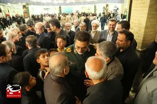 حضور فرمانده سپاه استان همدان در جمع مردم همدان
