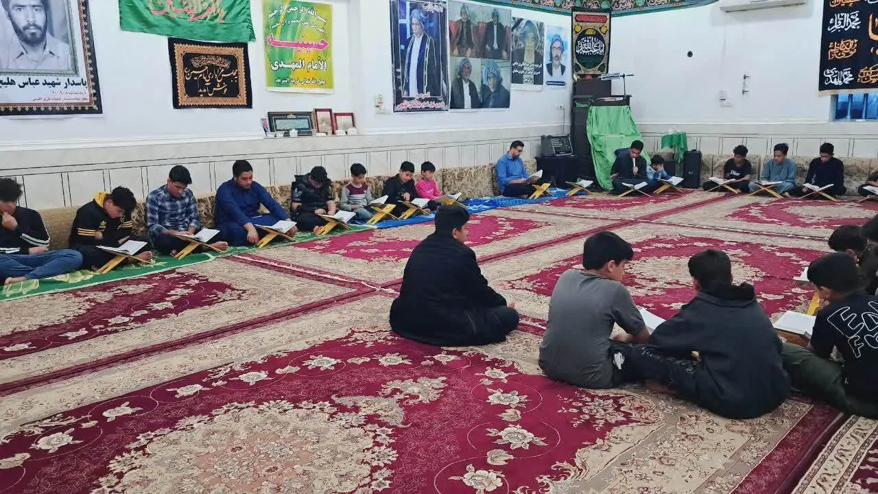 محافل انس با قرآن در خانه ها؛ پیوند دهنده نسل جوان در شبهای رمضان