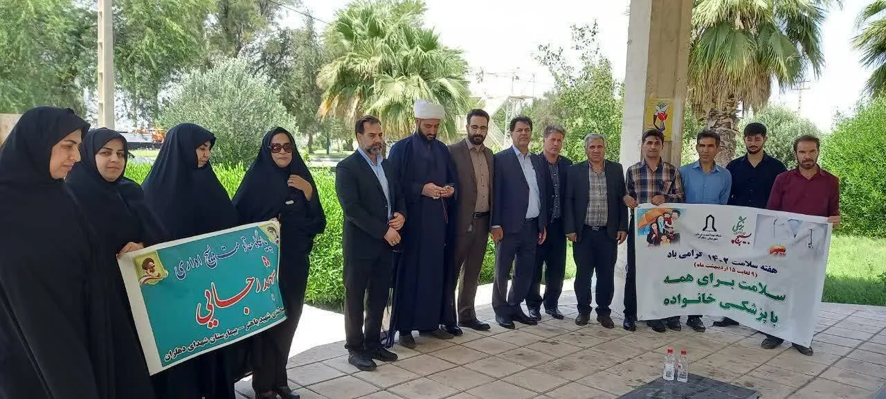ادای احترام و غبارروبی مزار شهدای گمنام دهلران