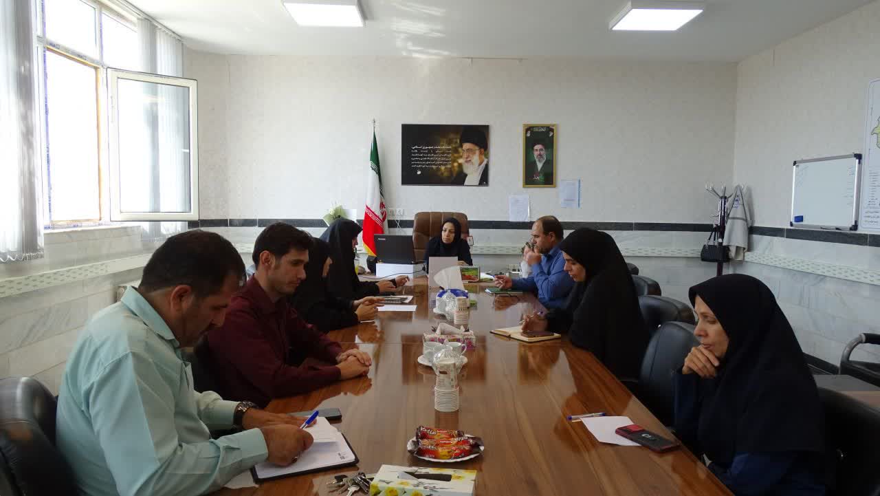 نشست شورای بسیج جامعه پزشکی شهرستان خنداب برگزار شد نشست شورای بسیج جامعه پزشکی شهرستان خنداب برگزار شد