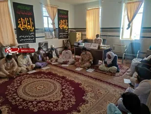 نشست صمیمی با فرماندهان پایگاه های بسیج ناحیه مقاومت بسیج  تفتان