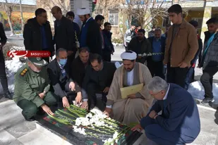 احداث یادمان شهدا در دانشگاه نقش مهمی در الگو سازی و تربیت نسل دارد